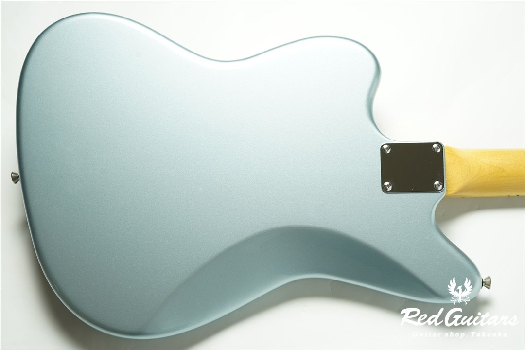 Model JM. Glassy #093 - Ice Blue Metallic